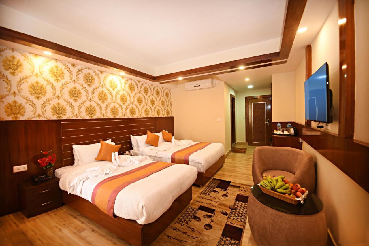 Hotel Simal กาฐมาณฑุ ภายนอก รูปภาพ