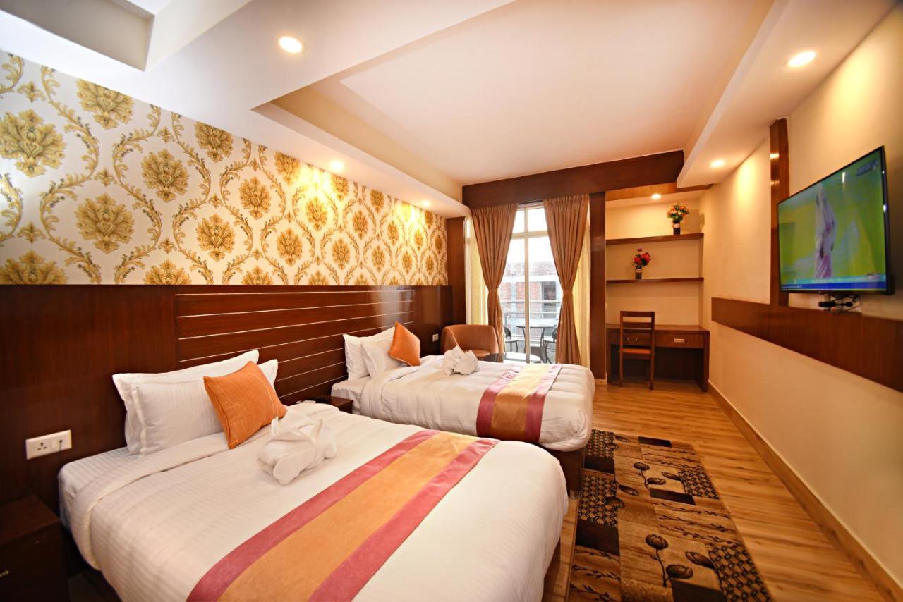 Hotel Simal กาฐมาณฑุ ภายนอก รูปภาพ