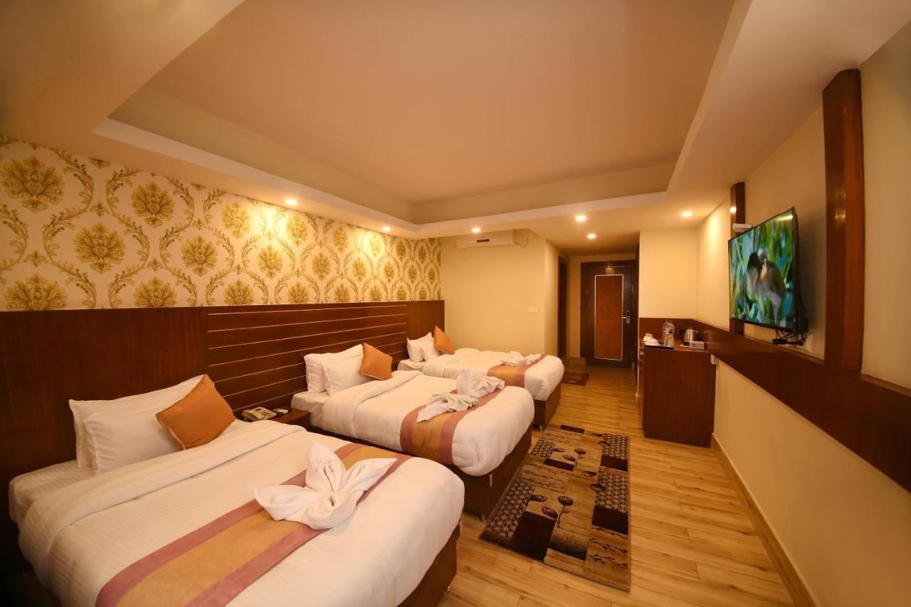 Hotel Simal กาฐมาณฑุ ภายนอก รูปภาพ