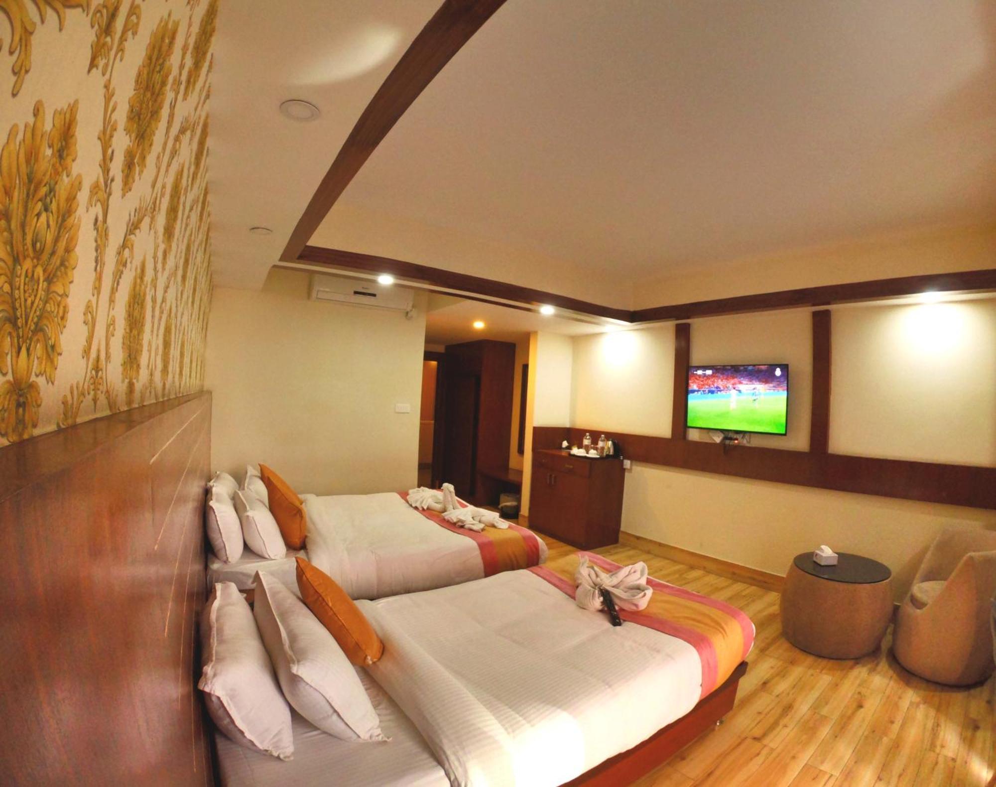 Hotel Simal กาฐมาณฑุ ภายนอก รูปภาพ