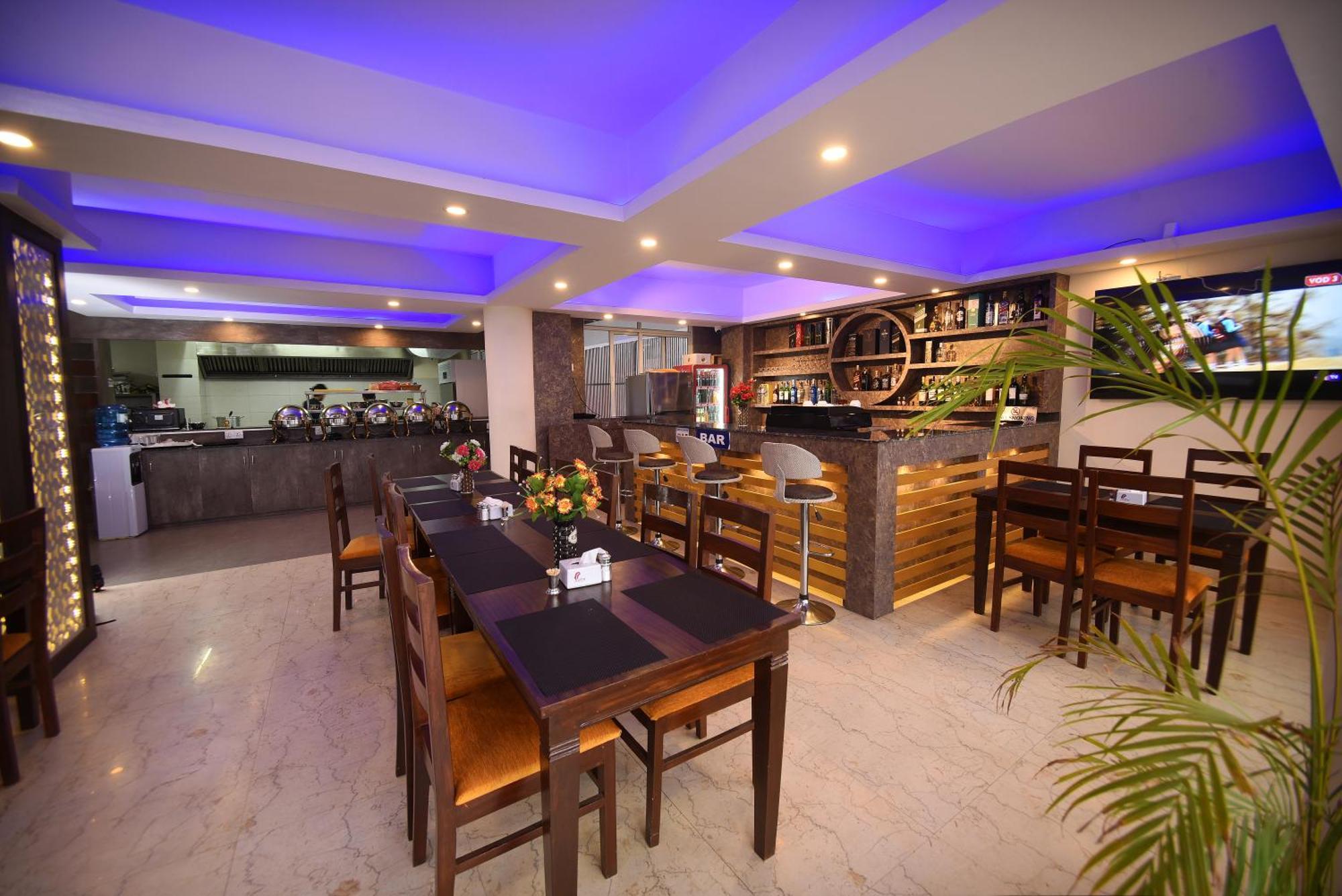 Hotel Simal กาฐมาณฑุ ภายนอก รูปภาพ